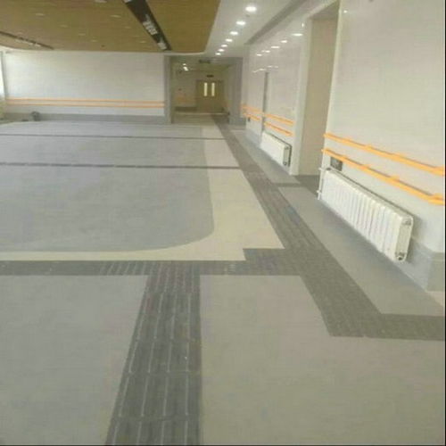 新田辦公室塑膠地板應(yīng)該怎么選